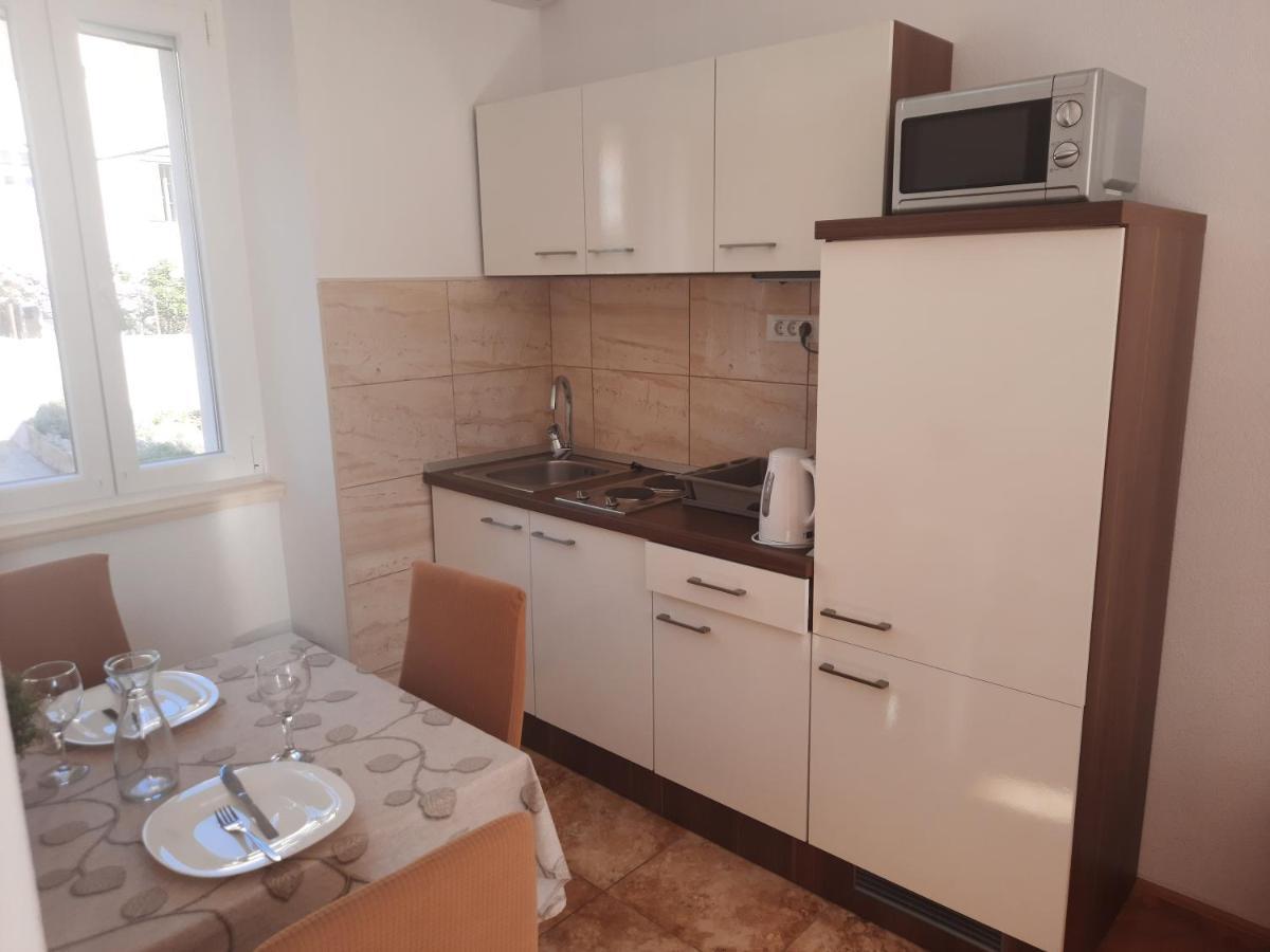 Apartments Villa Beba Komiža Kültér fotó