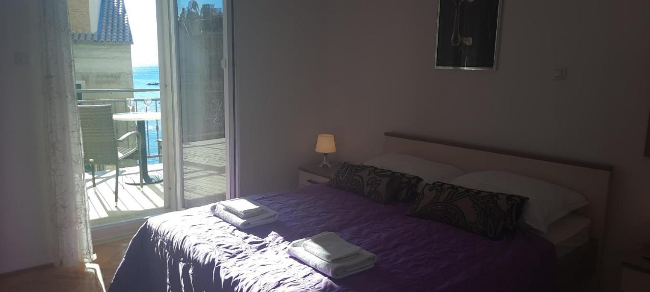 Apartments Villa Beba Komiža Kültér fotó