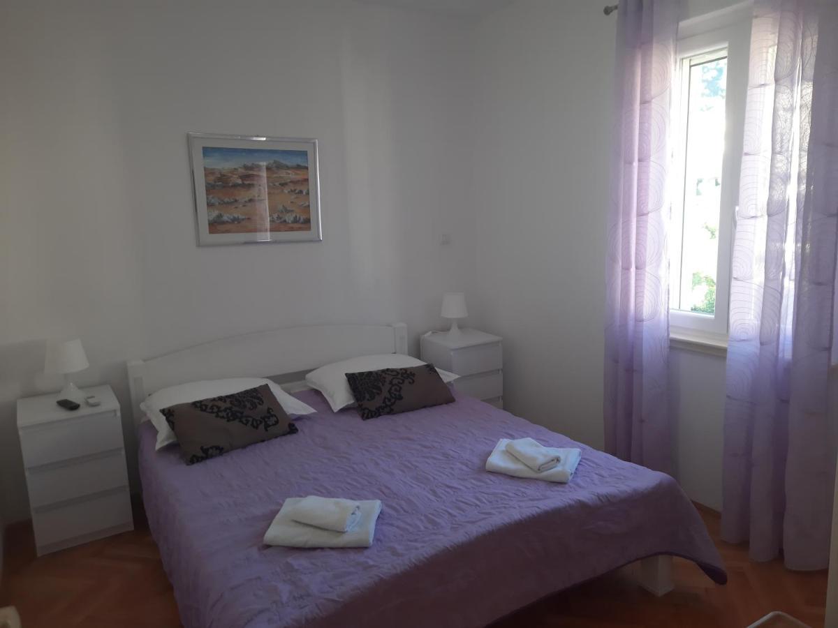 Apartments Villa Beba Komiža Kültér fotó