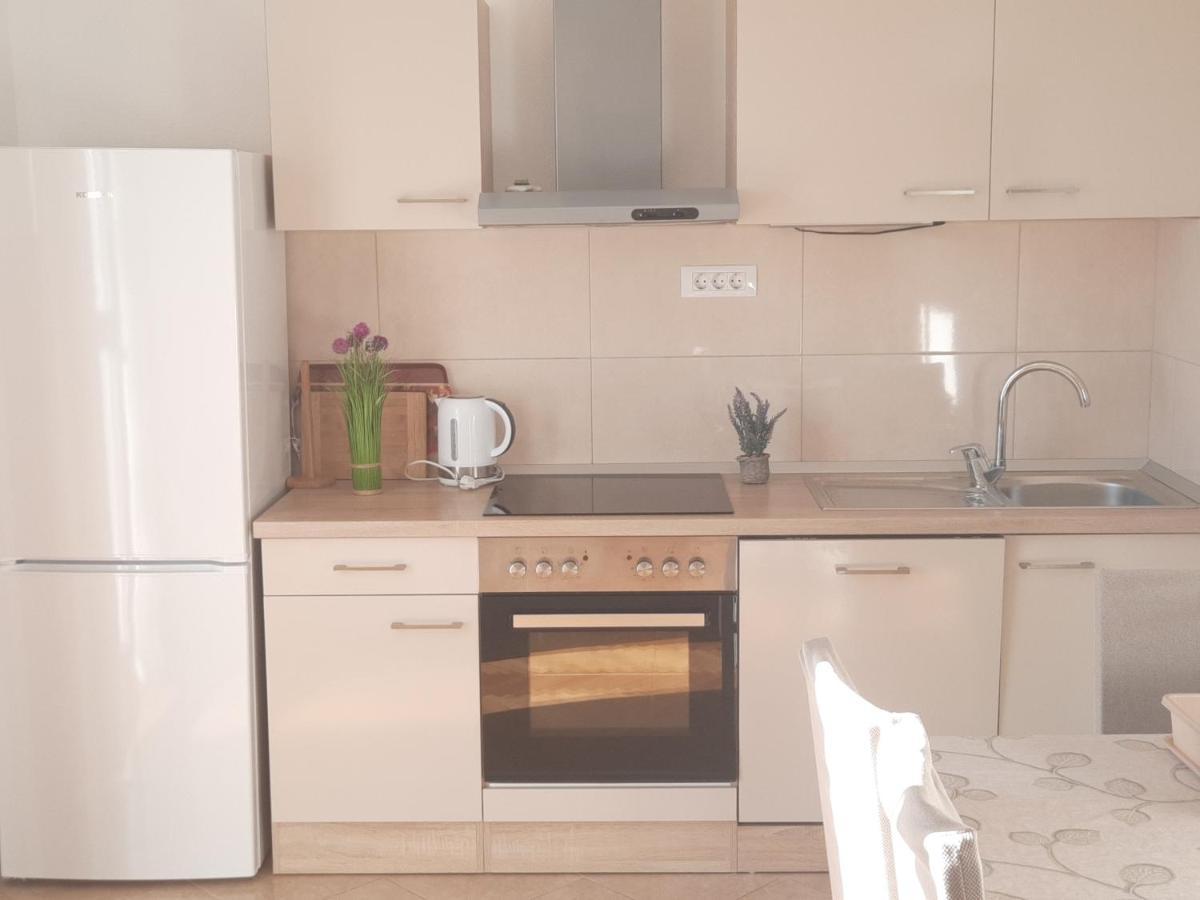 Apartments Villa Beba Komiža Kültér fotó